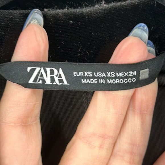 Zara Black Velvet V Neck Long Sleeve Pleated Button Front Shirt Dress Size XS - Picture 3 of 8